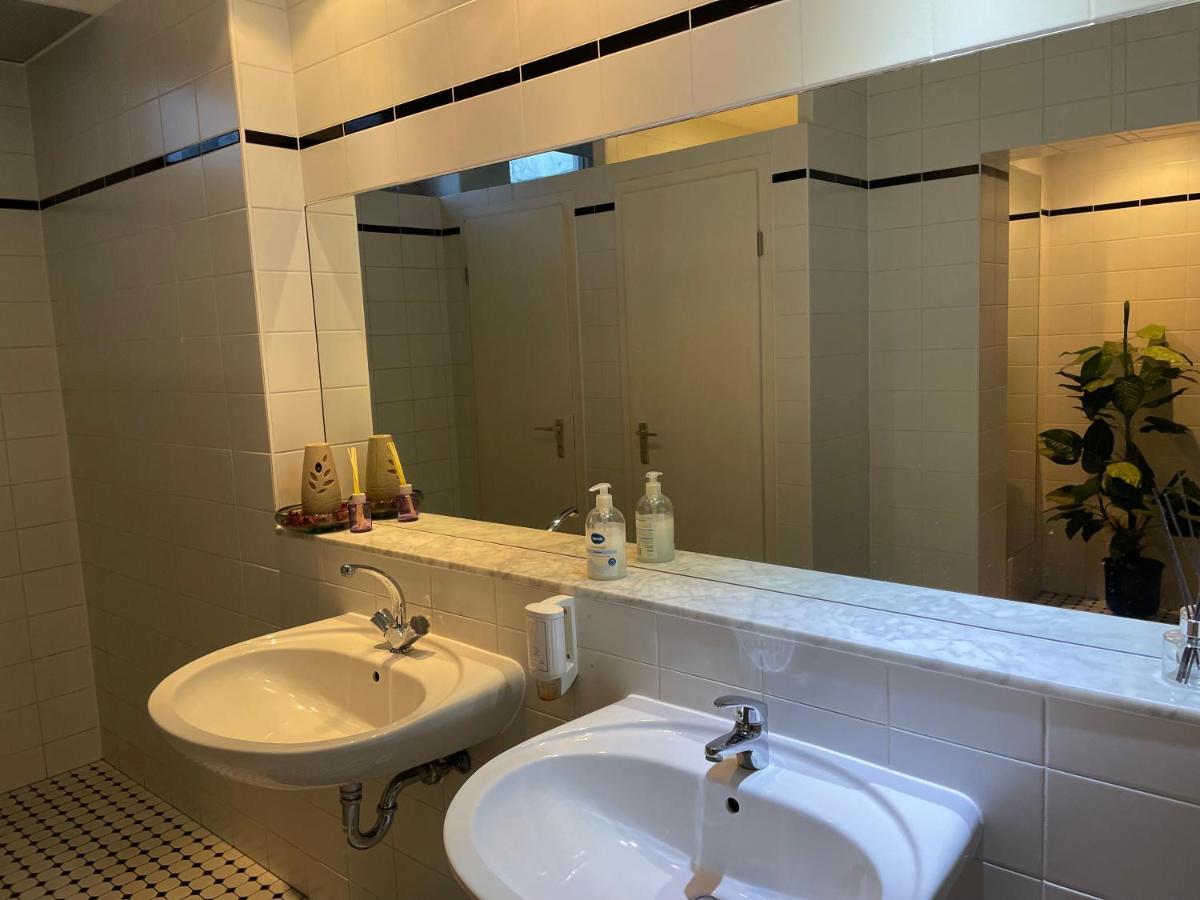 Hotel Bitterfelder Hof Экстерьер фото