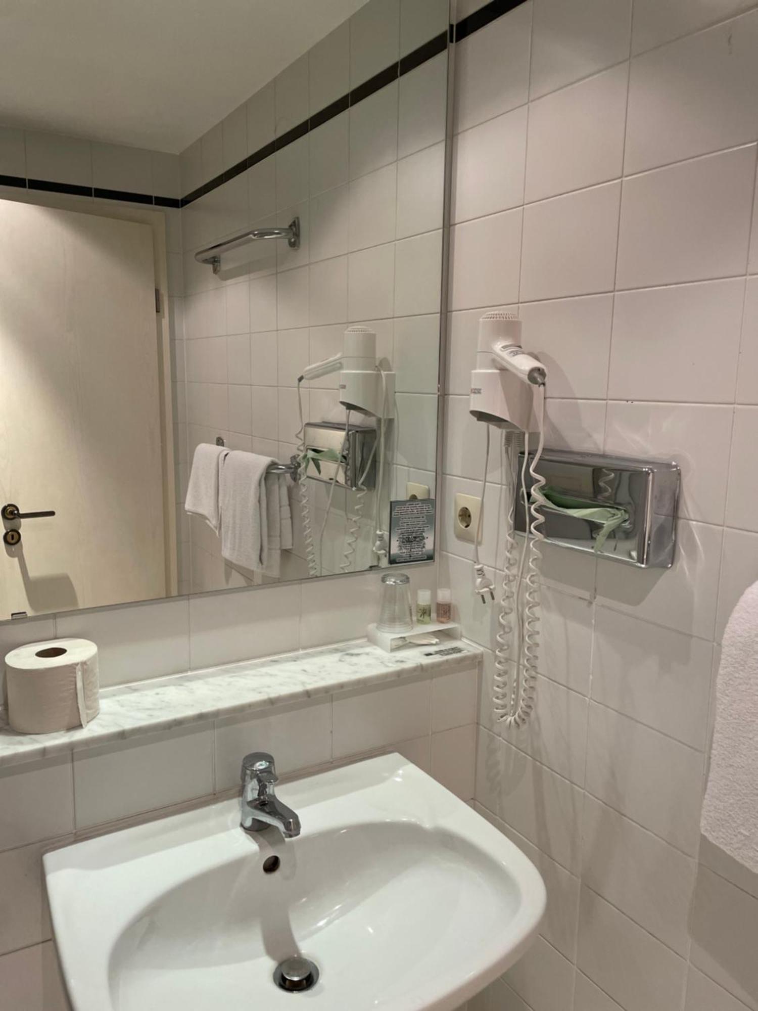 Hotel Bitterfelder Hof Номер фото